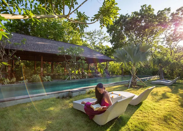 Ananda Bali * Pemuteran